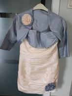strapless jurk met bolero maat m/L, Kleding | Dames, Gelegenheidskleding, Maat 38/40 (M), Cocktailjurk, Zo goed als nieuw, Geen merk