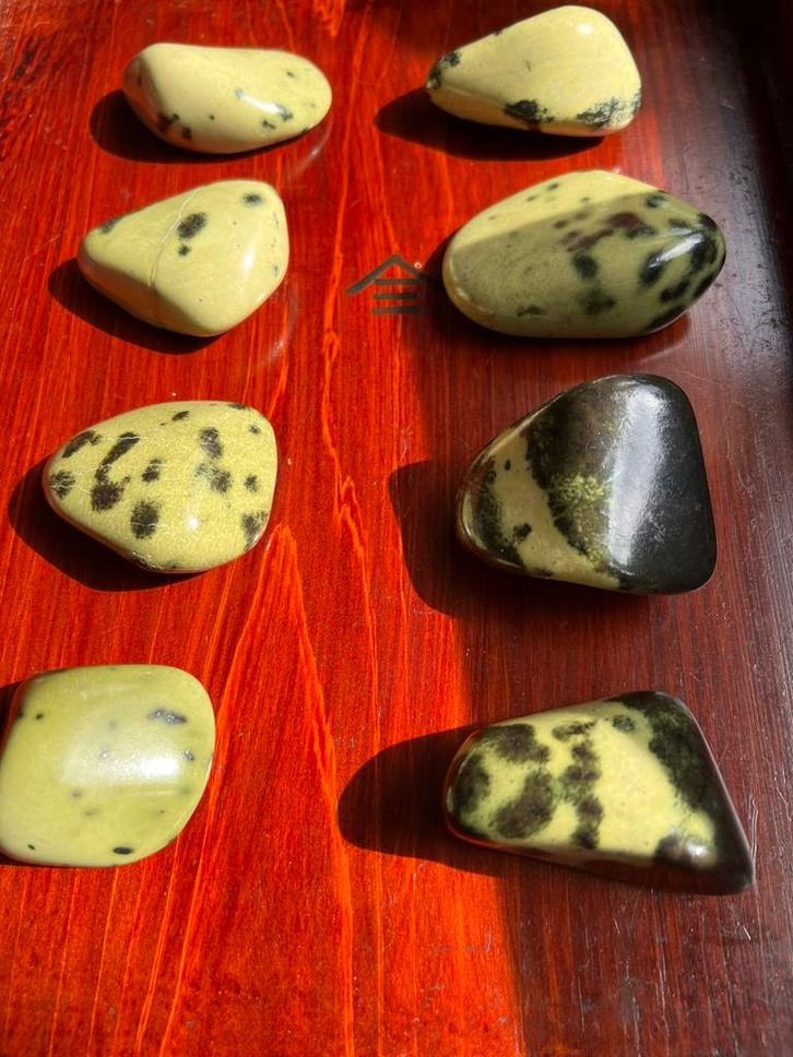 Lizardiet serpentijn beschermt hoge trilling kundalini uniek, Sieraden, Tassen en Uiterlijk, Edelstenen, Nieuw, Ophalen of Verzenden