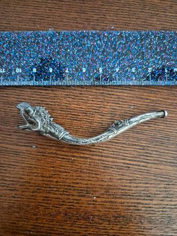 Zilveren Sigarettenhouder Drakenkop Pijp beschikbaar voor biedingen