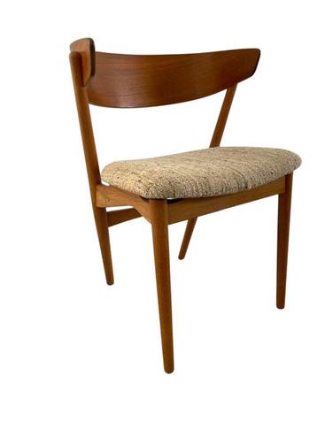 4 eetkamerstoelen Helge Sibast model 7 uit 1953, € per stoel beschikbaar voor biedingen