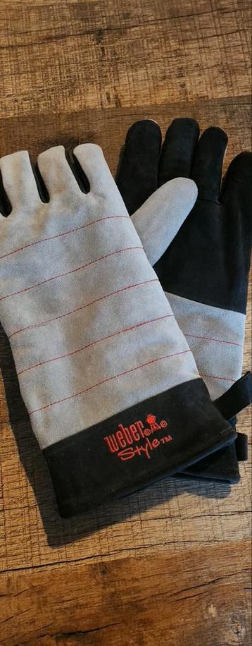 Weber super handschoenen  beschikbaar voor biedingen