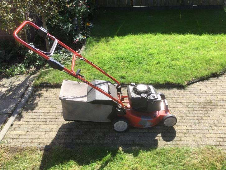 Sabo Turbo Star 4 takt benzine maaier, Tuin en Terras, Grasmaaiers, Gebruikt, Opvangzak, Ophalen