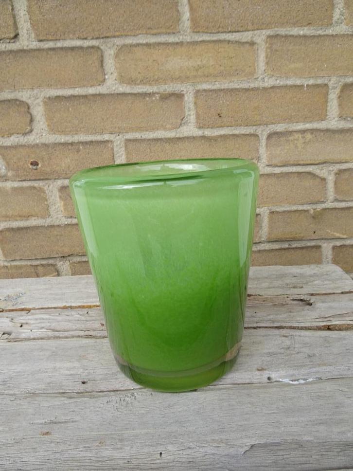 Mooie tweekleurig groene vaas Henry Dean/Dutz-stijl, Huis en Inrichting, Woonaccessoires | Vazen, Zo goed als nieuw, Groen, Minder dan 50 cm
