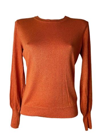 Second Female trui s beschikbaar voor biedingen