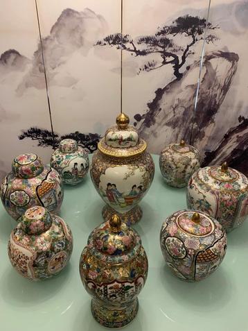 8 LOVELY CHINESE VINTAGES GEMBER POTS AND JARS WITH LIDS  beschikbaar voor biedingen