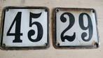 Echte antieke emaille huisnummers 45 en 29, Antiek en Kunst, Antiek | Emaille, Ophalen of Verzenden