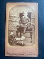 cdv carte de visite kind Bowery New York Winslow USA, Verzamelen, Verzenden, Foto, Zo goed als nieuw, Voor 1940