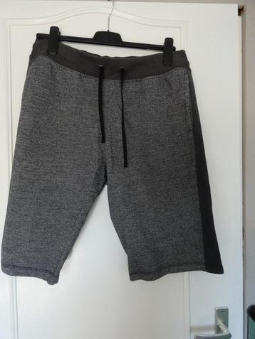 heren korte broek beschikbaar voor biedingen