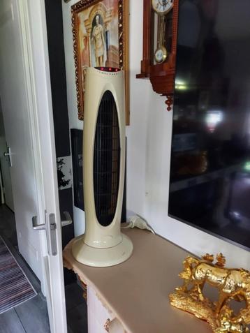 Ventilator Zuil pilaar met afstand bediening en draaiend  beschikbaar voor biedingen