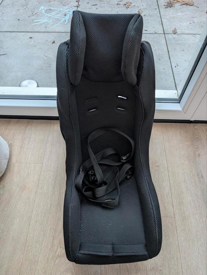 Melia peuterschaal urban arrow zwart, incl gordel, Fietsen en Brommers, Fietsaccessoires | Fietsstoeltjes, Zo goed als nieuw, Ophalen