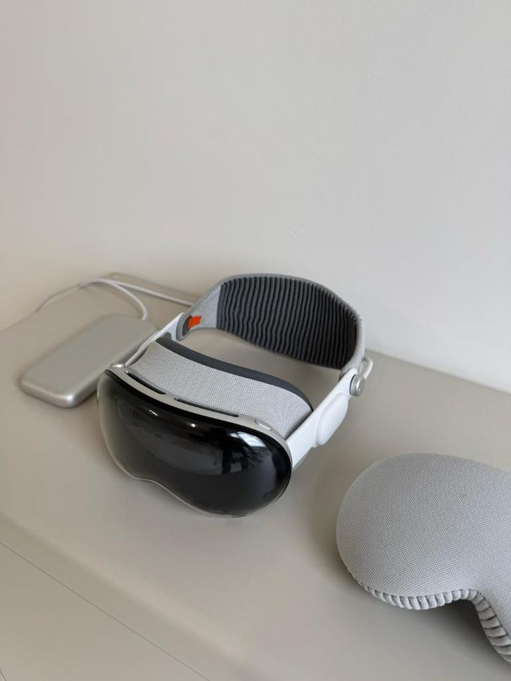 Apple Vision Pro – 256 GB + M-band, Spelcomputers en Games, Virtual Reality, Zo goed als nieuw, Overige platformen, VR-bril, Ophalen