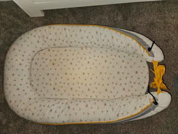 Babynestje fabulous beschikbaar voor biedingen