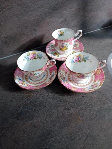 Vintage Theekopjes en Schotels - Lady Carlile & Queens beschikbaar voor biedingen