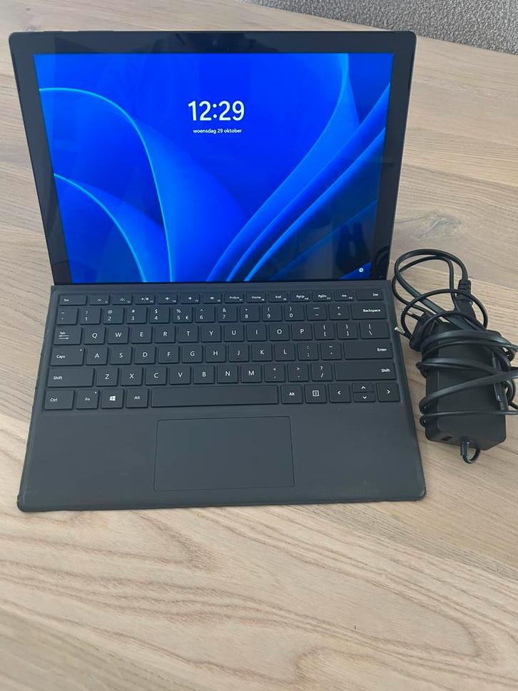 Microsoft Surface Pro7 256GB/8GB Incl. Dockingstation en Pen, Computers en Software, Windows Laptops, Zo goed als nieuw, 12 inch