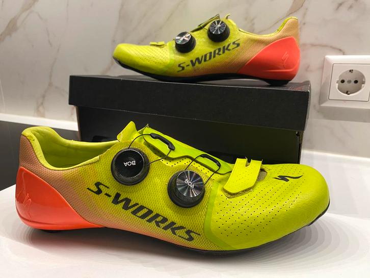 Specialized S-Works RD7 - 45 - Lava Green / Acid Lava - €440, Fietsen en Brommers, Fietsaccessoires | Fietskleding, Gebruikt, Heren