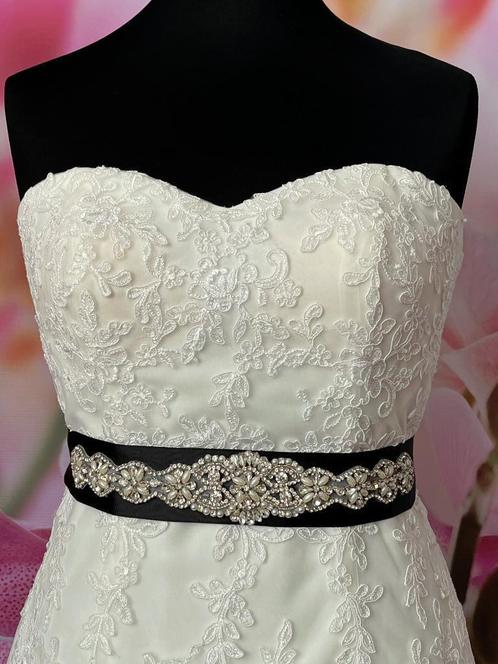 Nieuwe bruidsriem strass/nepparels op zwart lint., Kleding | Dames, Trouwkleding en Trouwaccessoires, Nieuw, Accessoires, Zwart