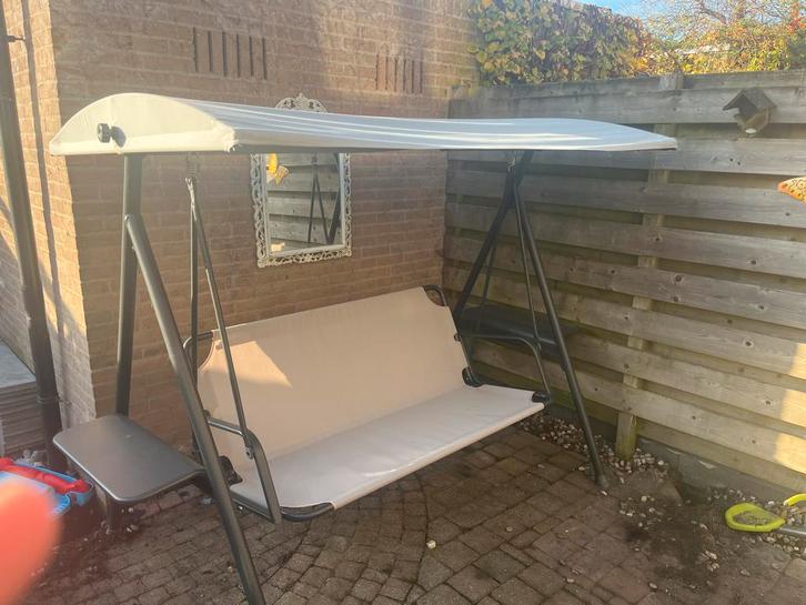 Gebruikte Schommelbank, Tuin en Terras, Tuinbanken, Gebruikt, Metaal, Schommelbank, Ophalen