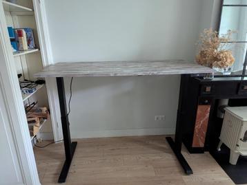 Zit-sta bureau elektrisch met memory, 160x80 cm beschikbaar voor biedingen