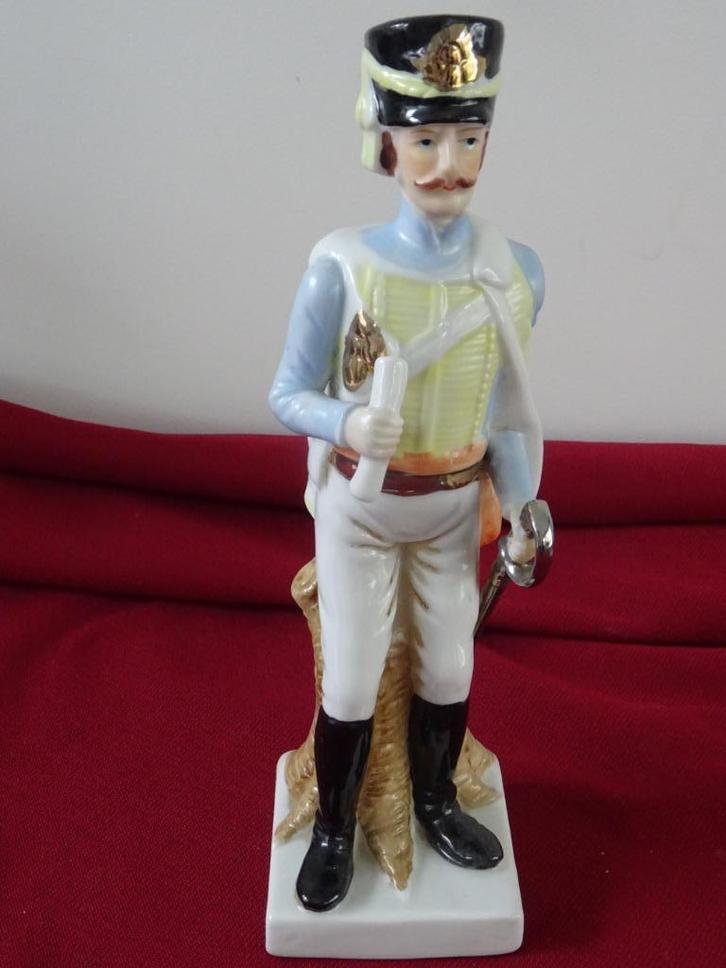 Porselein soldaat leger Napoleon maarschalk militair beeldje, Verzamelen, Militaria | Algemeen, Landmacht, Miniatuur of Beeldje