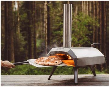 Te huur - Ooni pizzaoven houtgestookt beschikbaar voor biedingen