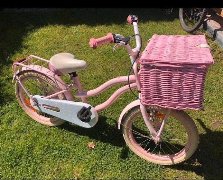 Lieve meisjesfiets 18 inch met mand, Fietsen en Brommers, Fietsen | Meisjes, Zo goed als nieuw, 18 inch, Handrem, Ophalen