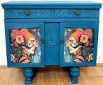 Blauw dressoir, kastje “Vrouw met goudvissen”, eclectisch, Ophalen of Verzenden, Zo goed als nieuw, 25 tot 50 cm, 150 tot 200 cm