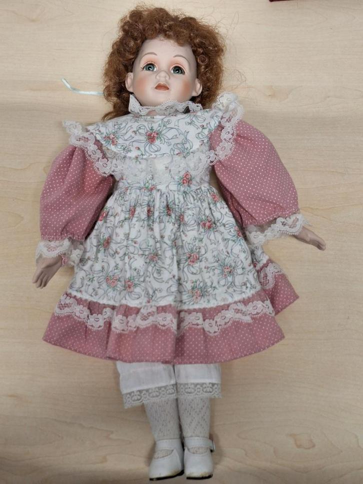 Antieke porseleinen pop - Amanda Kao Limited Edition, Kinderen en Baby's, Speelgoed | Poppen, Gebruikt, Ophalen of Verzenden