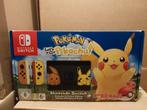 Nintendo Switch Pokemon pikachu lets go editie, Met 2 controllers, Ophalen of Verzenden, Zo goed als nieuw, Switch Original