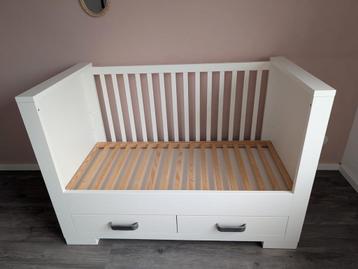 Kidsmill Brent Babybed Met Lade Wit 70 x 140 cm  beschikbaar voor biedingen