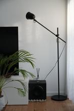 IKEA Floor, Reading Lamp, Ophalen, Modern, Slick, Clean, 100 tot 150 cm, Zo goed als nieuw
