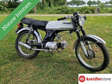 Honda SS50Z zeer mooie staat met kenteken bouwjaar 1977 beschikbaar voor biedingen