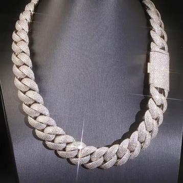 Moissanite x Zilver / Cuban link kettingen beschikbaar voor biedingen