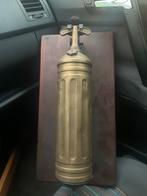 antieke Pyrene brandblusser, een messing blusser kenmerkend, Ophalen of Verzenden, Zo goed als nieuw