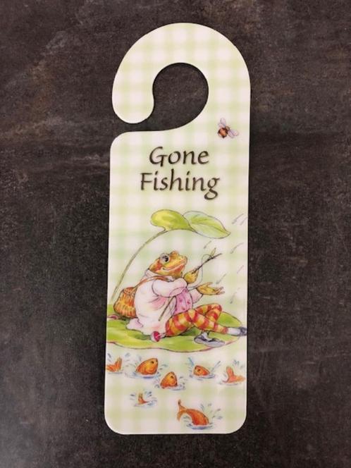Beatrix Potter Deur Hanger, Peter Rabbit Jeremy Fisher Nieuw, Verzamelen, Beelden en Beeldjes, Nieuw, Dier, Ophalen of Verzenden