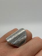 Z861 Prachtige zilveren modernist ring maat 18, 18 tot 19, Ophalen of Verzenden, X, Dame