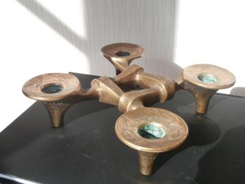 Brutalistische Vintage Bronzen Kaarsenhouder , Kandelaar. beschikbaar voor biedingen