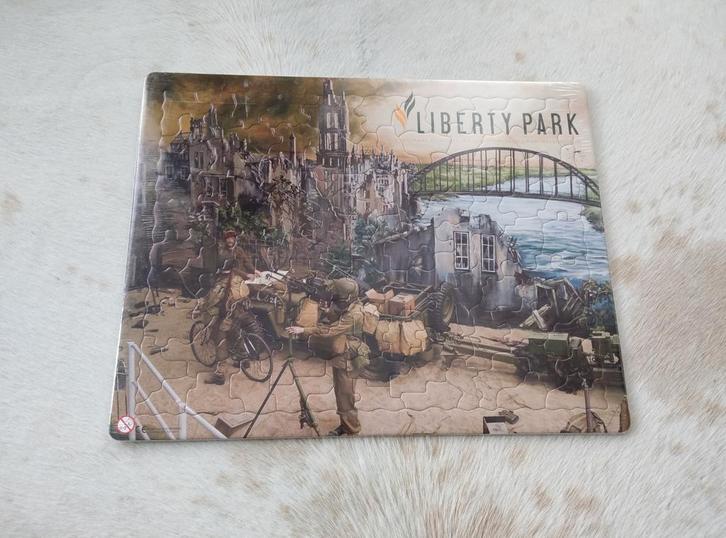 Nieuwe puzzel "Liberty Park/Marshall museum", Hobby en Vrije tijd, Denksport en Puzzels, Nieuw, Minder dan 500 stukjes, Ophalen of Verzenden
