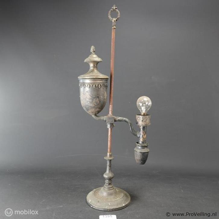 Online Veiling: Antieke olielamp, Antiek en Kunst, Antiek | Lampen