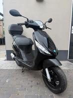 ⭐️Piaggio zip 2t 50cc 2016 7254 Kilometer⭐️, Fietsen en Brommers, Scooters | Piaggio, Ophalen, Tweetakt, Zip, Zo goed als nieuw
