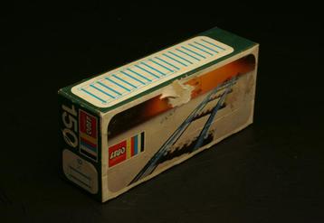 Lego 150 rails blauw NIEUW in doos! beschikbaar voor biedingen