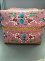 Balinese rieten opbergmaand, Huis en Inrichting, Woonaccessoires | Kisten, Ophalen, Overige materialen, Gebruikt, 50 tot 100 cm