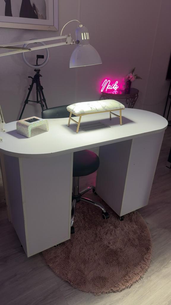 Nagelstudio compleet, Huis en Inrichting, Complete inboedels, Ophalen of Verzenden