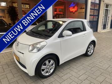Toyota iQ 1.0 VVTi Comfort AIRCO/NL AUTO/LM VELGEN beschikbaar voor biedingen