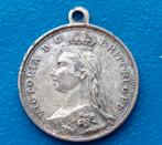 Draagpenning Gouden Jubileum van Koningin Victoria - 1887, Postzegels en Munten, Penningen en Medailles, Verzenden, Overige materialen