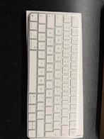 Apple magic keyboard (2021), Computers en Software, Toetsenborden, Ophalen of Verzenden, Qwerty, Zo goed als nieuw, Draadloos