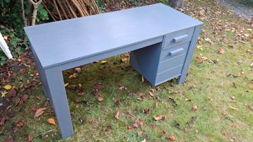 Bureau antraciet 140x59x74cm beschikbaar voor biedingen