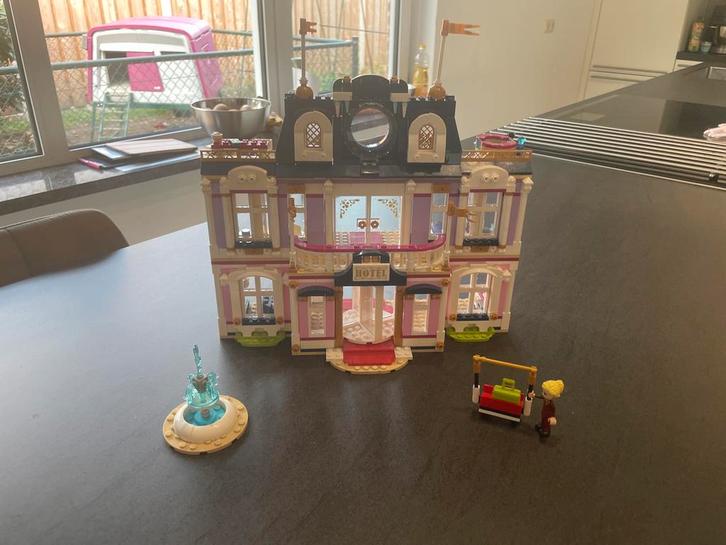 Lego Friends Heartlake City Grand Hotel - Complete Set, Kinderen en Baby's, Speelgoed | Duplo en Lego, Zo goed als nieuw, Lego