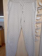 Te koop mooie stretch broek 42/44, G.ricceri, Beige, Maat 42/44 (L), Ophalen of Verzenden