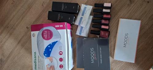 Complete set! incl. LED-UV lamp en MOODS gellac, Sieraden, Tassen en Uiterlijk, Uiterlijk | Cosmetica en Make-up, Zo goed als nieuw