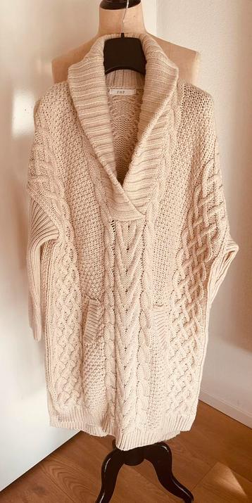 SUPER LEUKE BUITEN TRUI VAN F & P beschikbaar voor biedingen